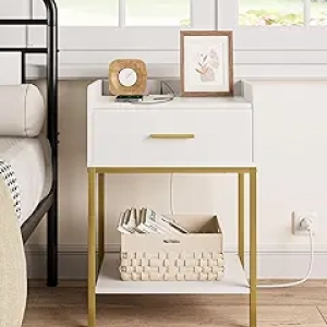 Table de Nuit Masupu avec Station de Charge - Design Moderne Blanc et Or